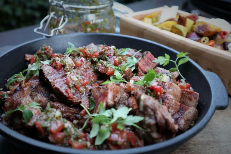 chuck eye steak bbq kamado recept 09 - Chuck eye steak met rode chimichurri