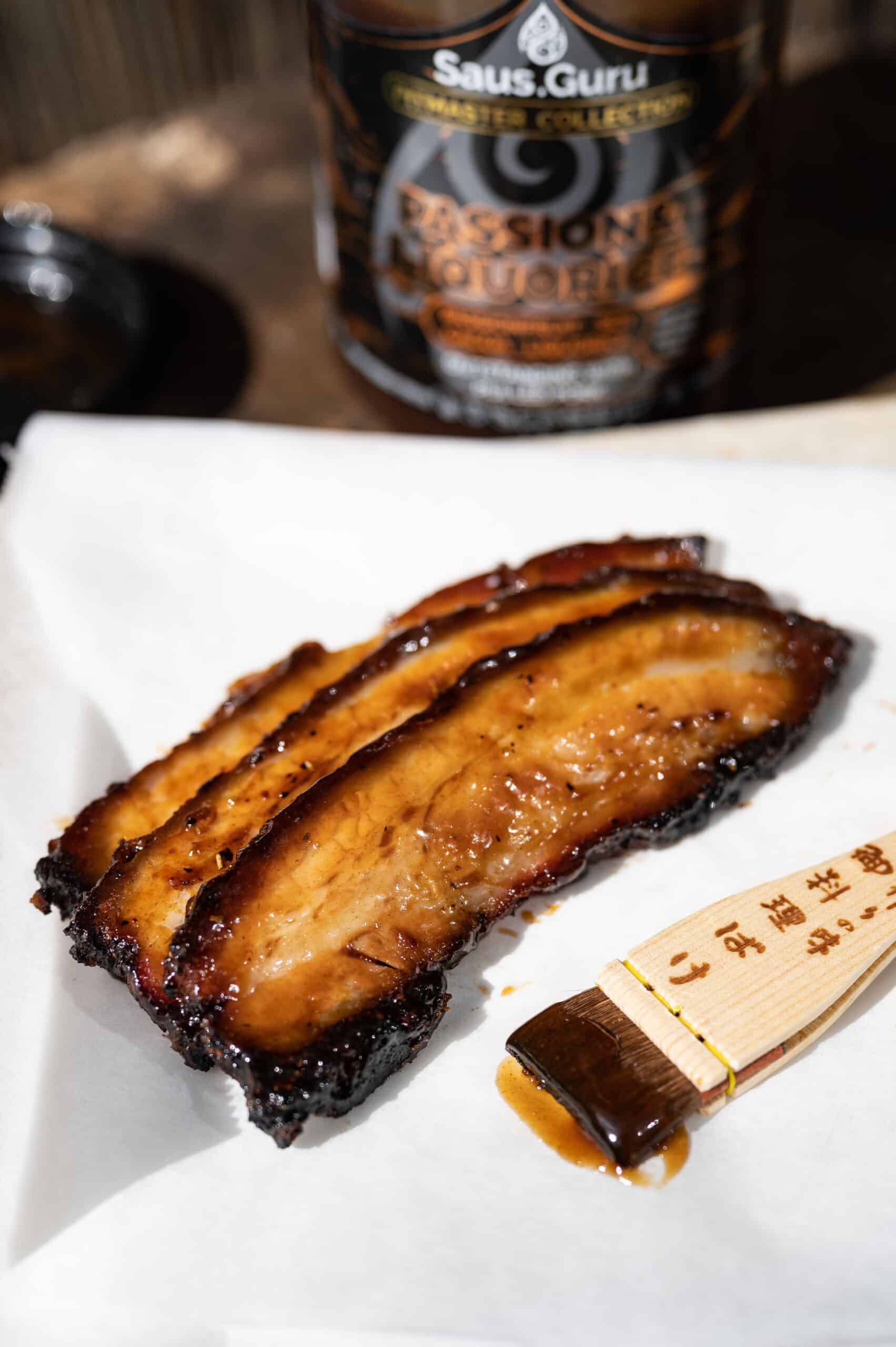 saus guru pitmaster kamado recept 56 scaled - Sushi bowl sticky buikspek, kimchi en sushi rijst