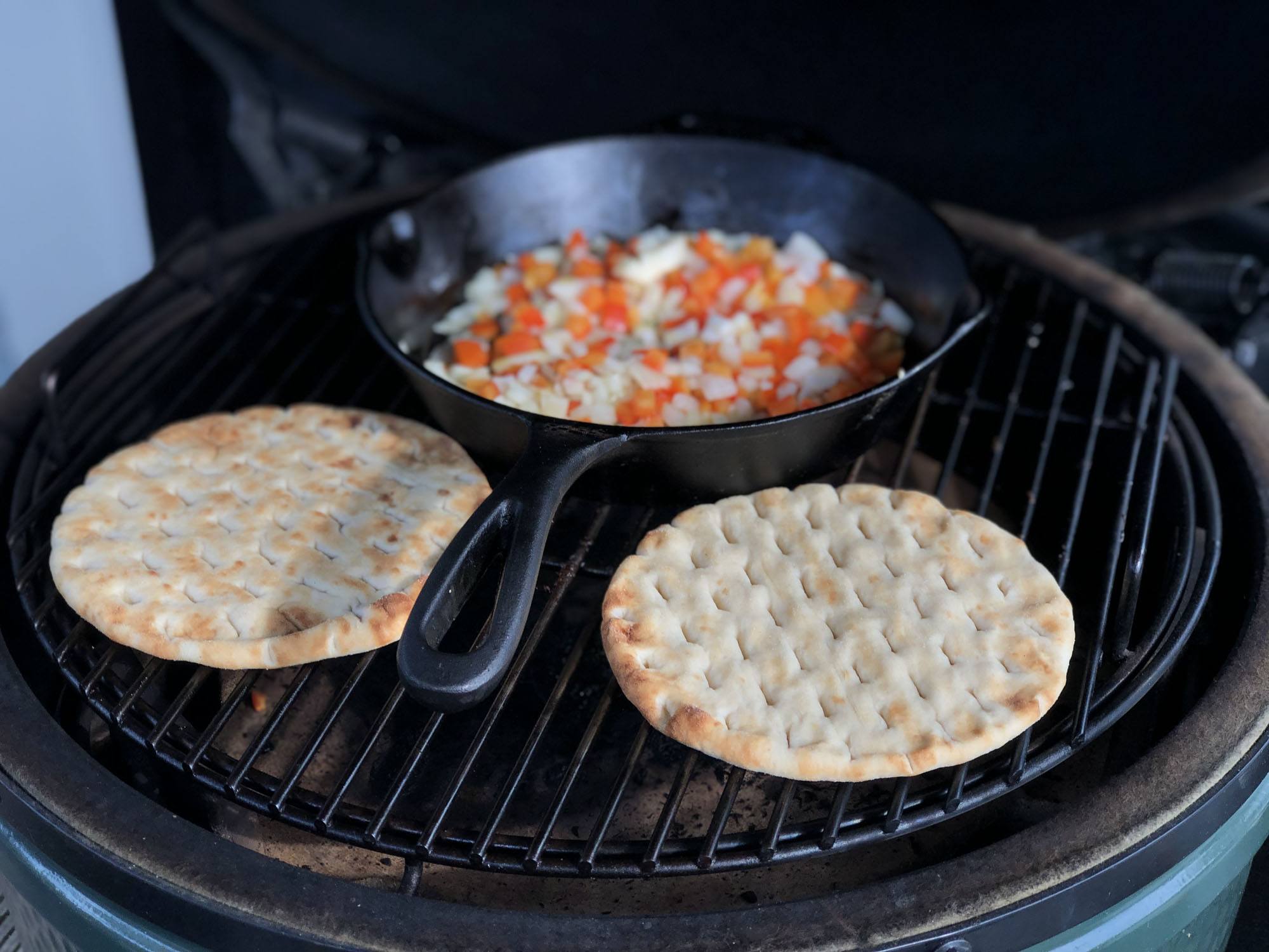 pulled chicken kamado green egg recept 07 - Pulled chicken met gegrilde perzik