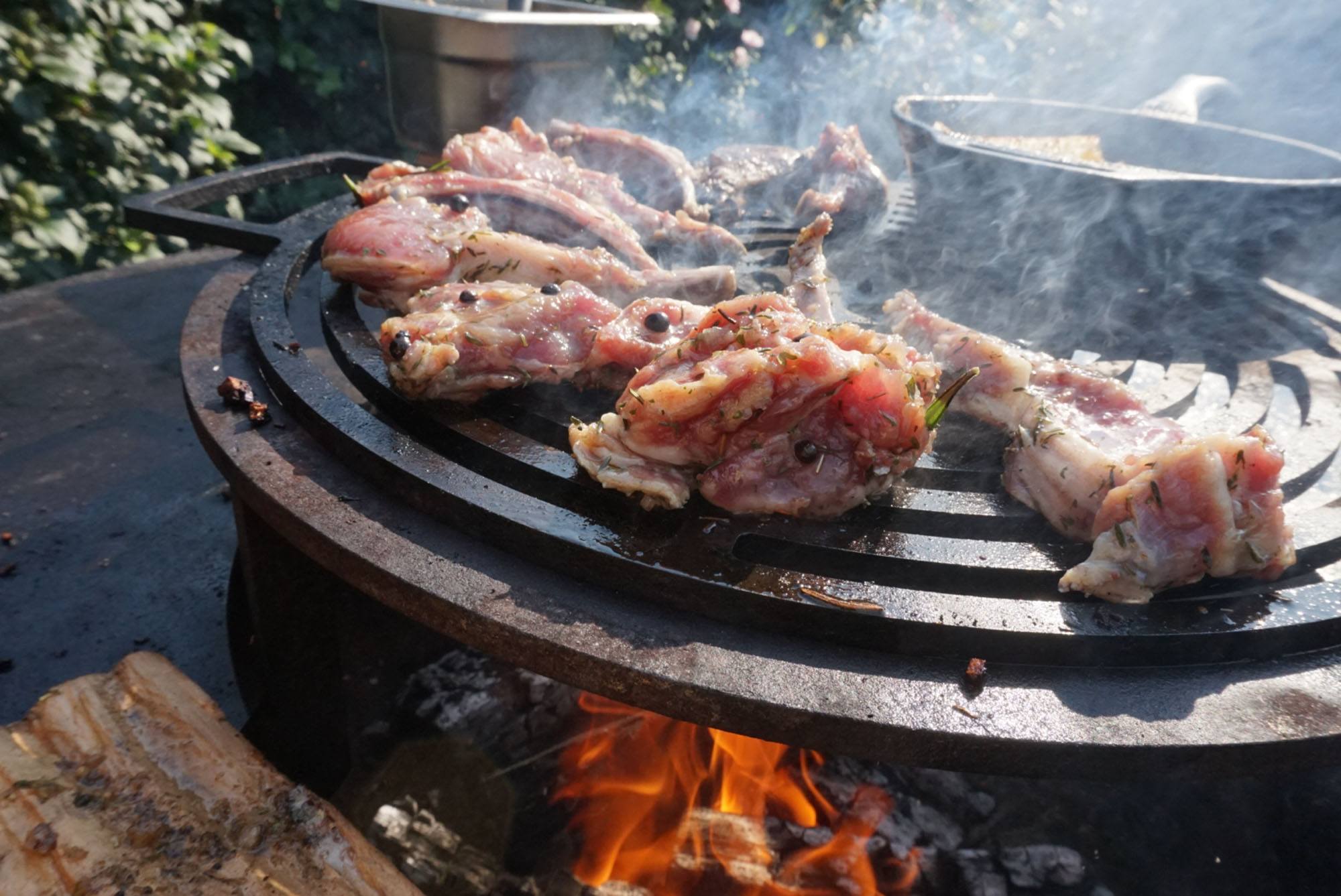 lamskoteletten yogurt bbq recept kamado green egg 01 - Lamskoteletten met yogurtdip