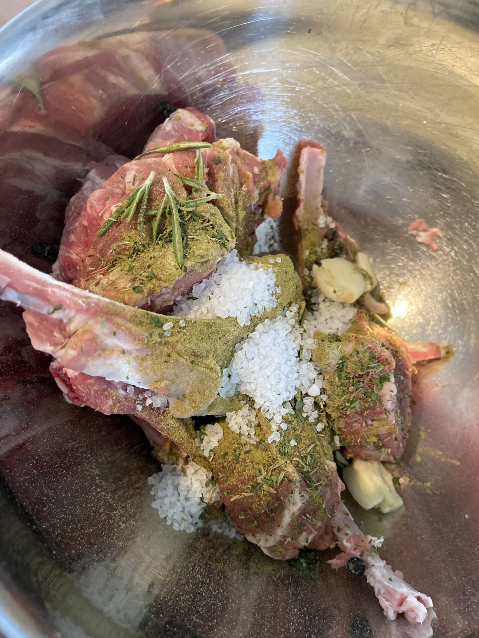 lamskoteletten yogurt bbq recept kamado green egg 05 scaled - Lamskoteletten met yogurtdip