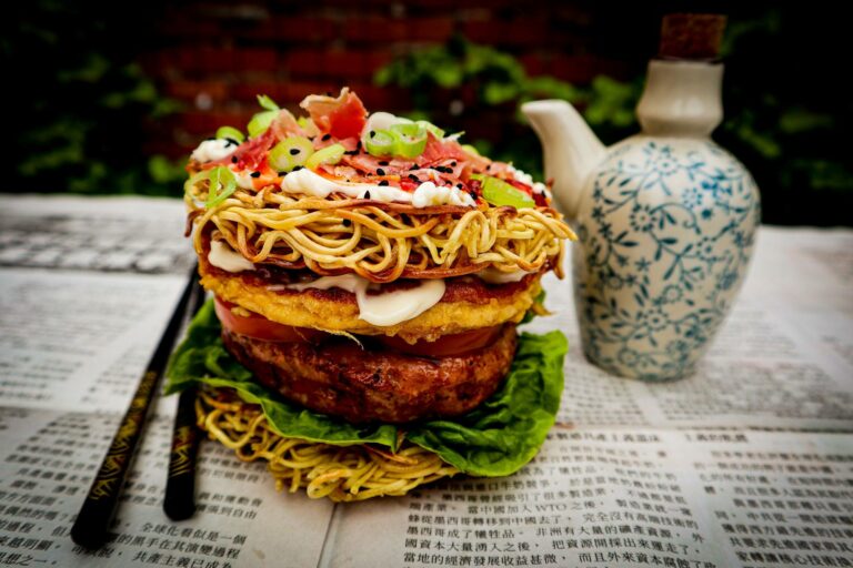 ramen burger bbq recept kamado green egg 02 - BBQ ramen burger
