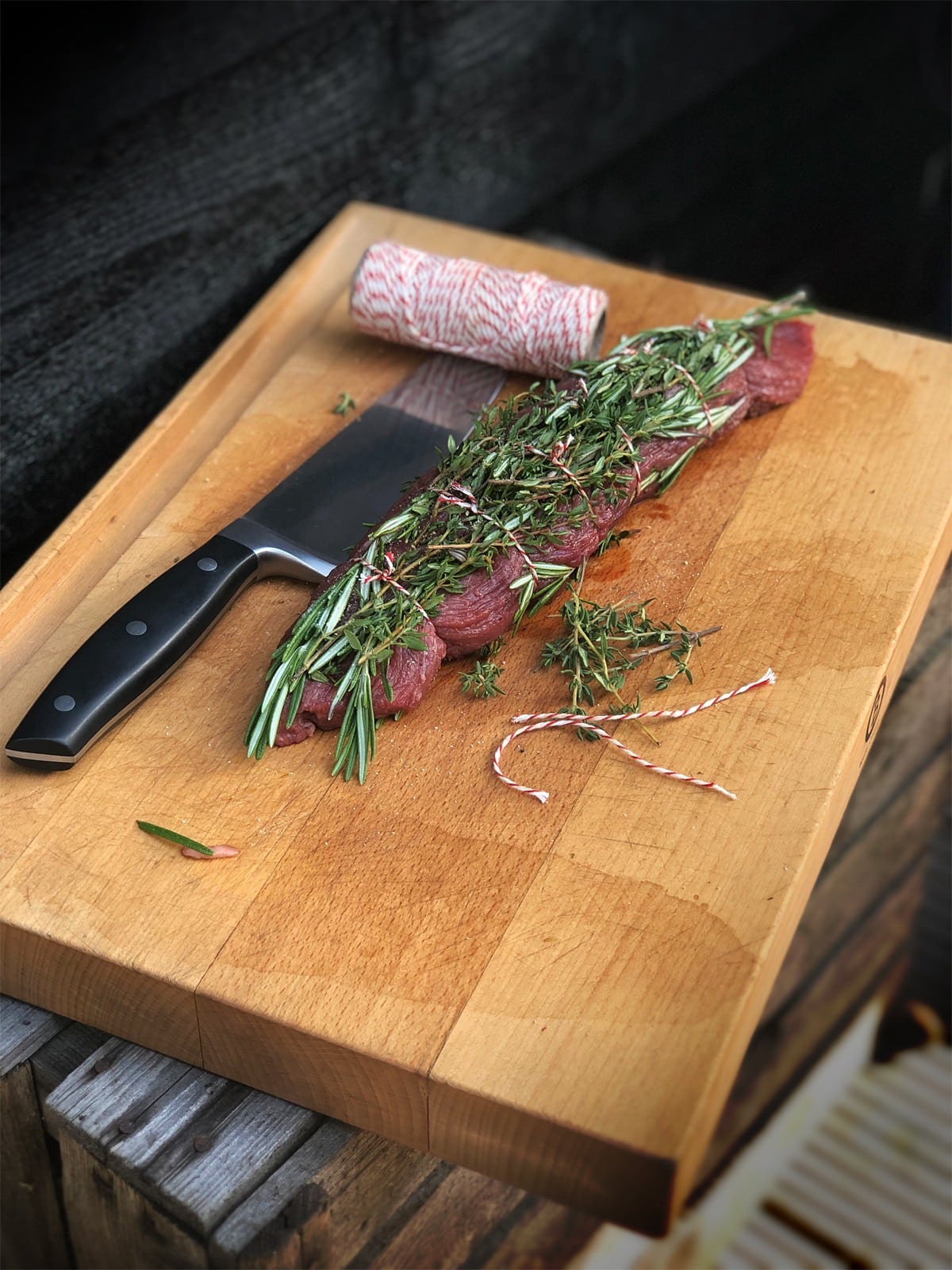 kruiden diamanthaas big green egg recept02 - Met kruiden ombonden diamanthaas & gegrilde groenten