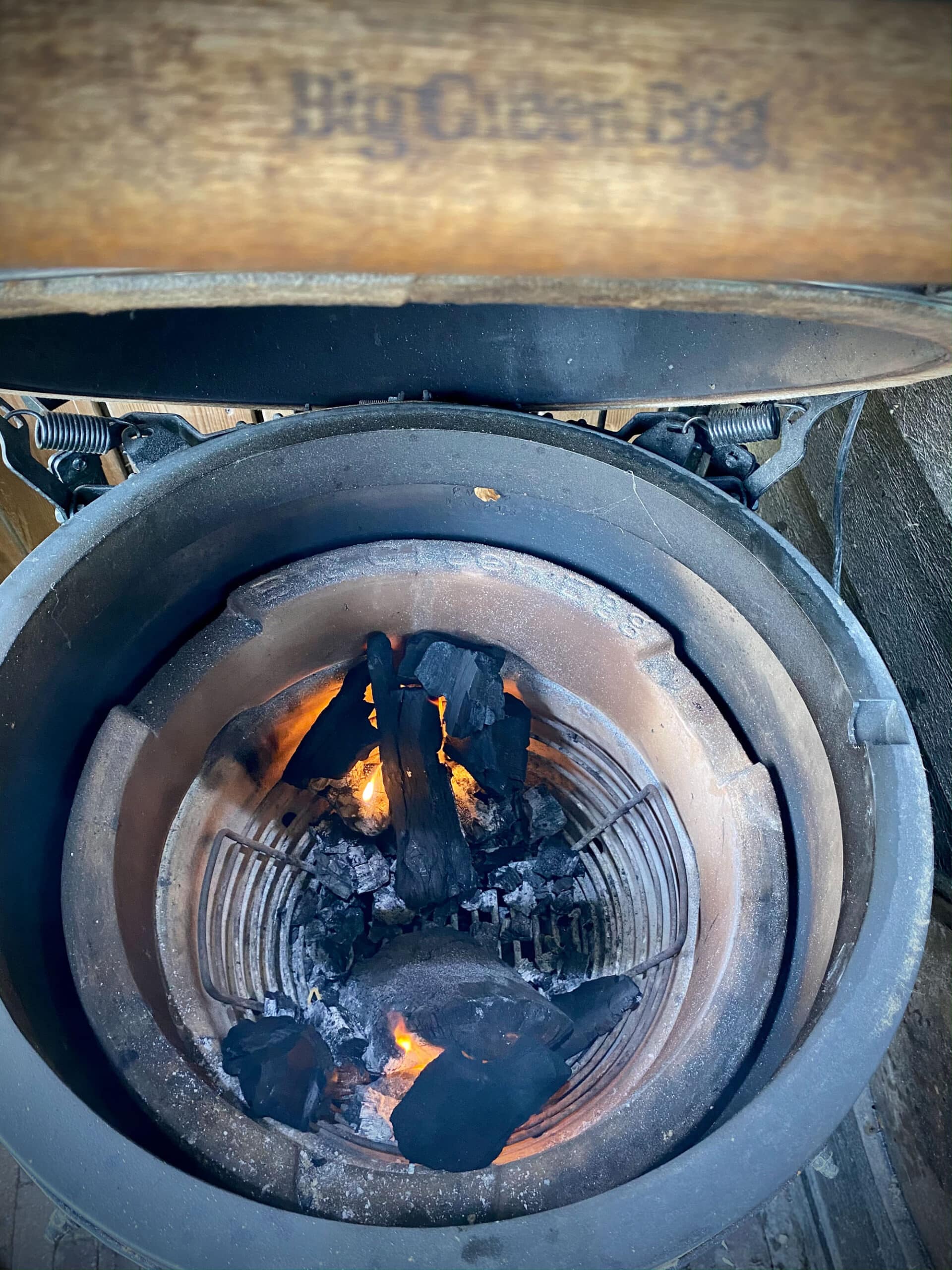 kip shoarma spit kamado bbq recept egg 08 scaled - Kip shoarma van het spit