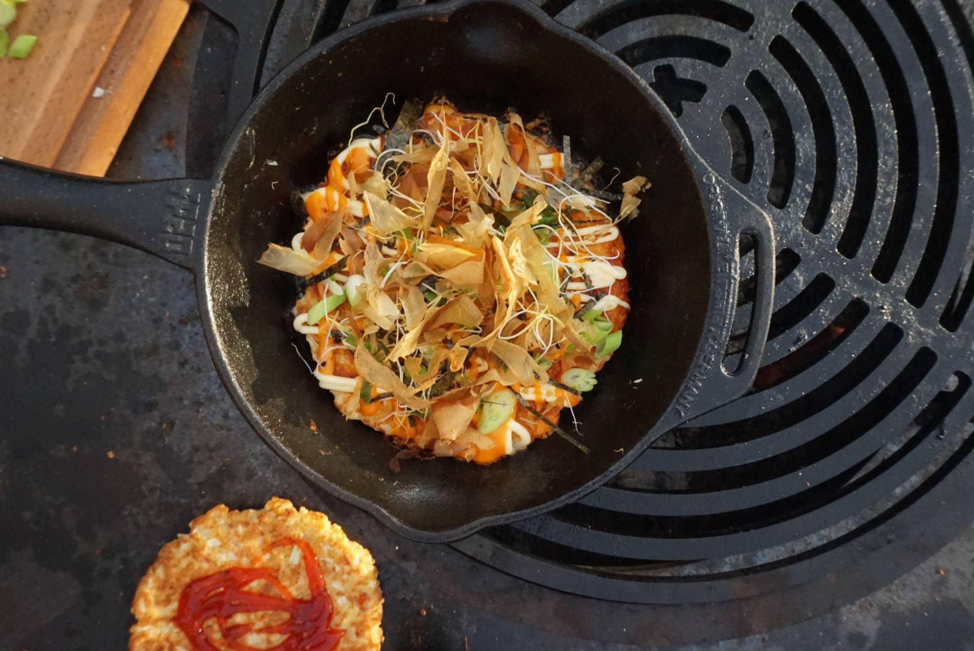 Royal Okonomiyaki Pancakes kamado bbq recept egg 04 - Royal Okonomiyaki Pancakes