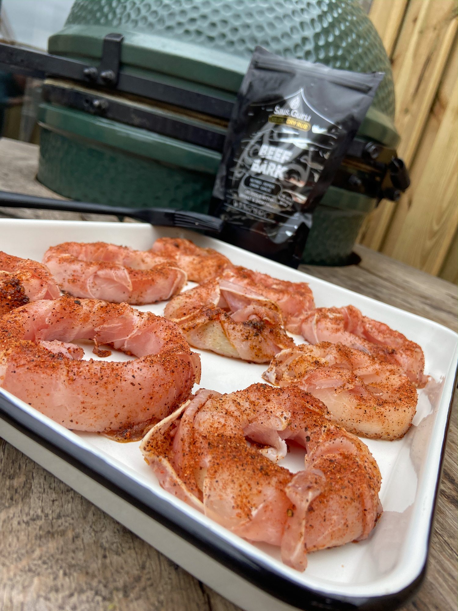 triple bacon jam onion rings pimentos recept kamado green egg 04 - Triple bacon: jam, oinon rings en pimentos bacon