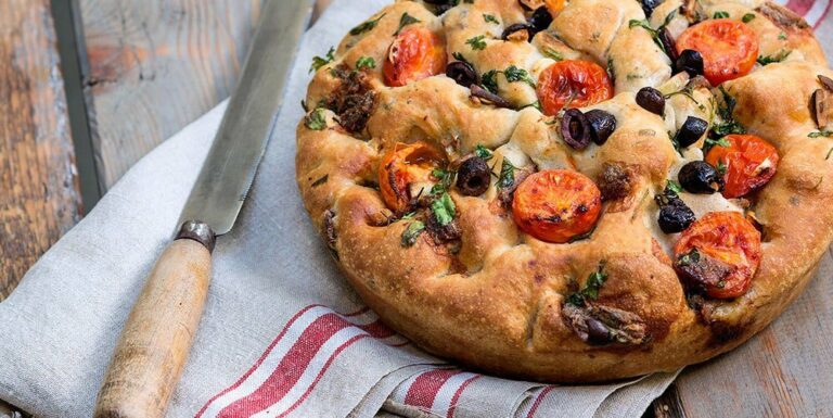 kamado big green egg recept focaccia met op rode wijnvaten gerookte sukade 1 1 - Focaccia met op rode wijnvaten gerookte sukade