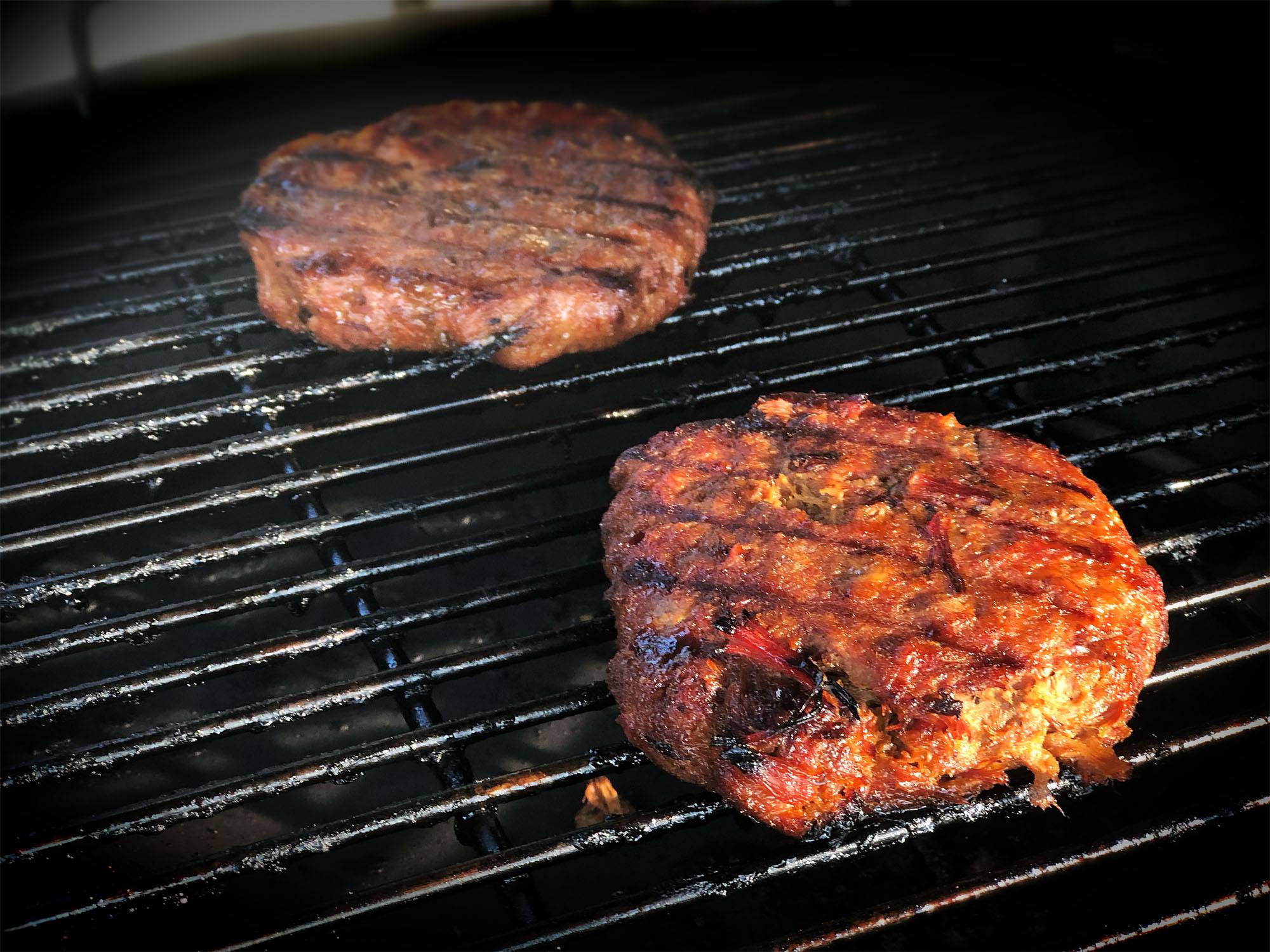 kamado pulled pork burger big green egg recept 02 - Pulled pork hamburger