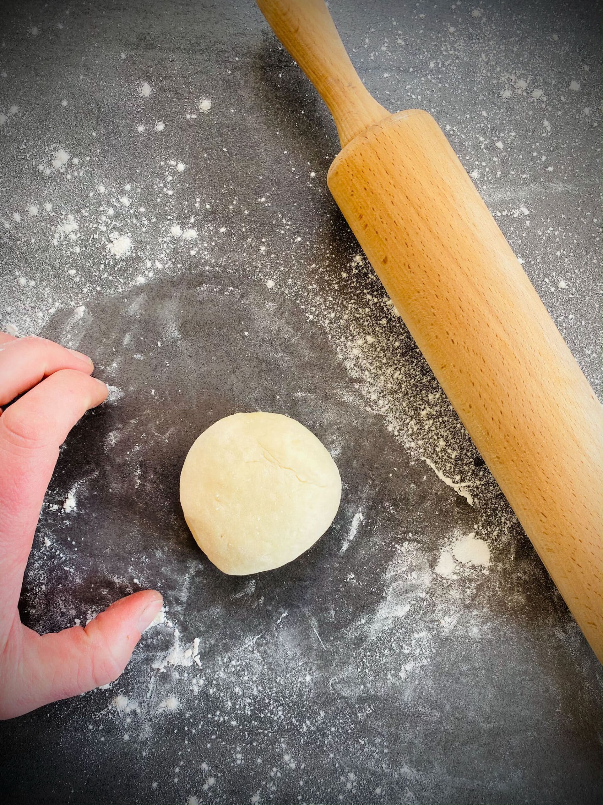 turkse pizza recept kamado green egg 02 scaled - Turkse pizza uit de BBQ