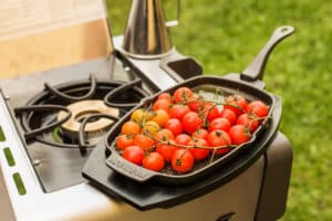 Napoleon-gietijzeren-sizzle-platter-pan-met-afneembaar-handvat