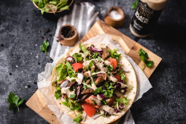 Saus.Guru Saus Black Garlic Shoarma Vegan Paddestoelen Oesterzwam Bbq Kamado Koken - 2021 Style Shawarma - shoarma van oesterzwammen
