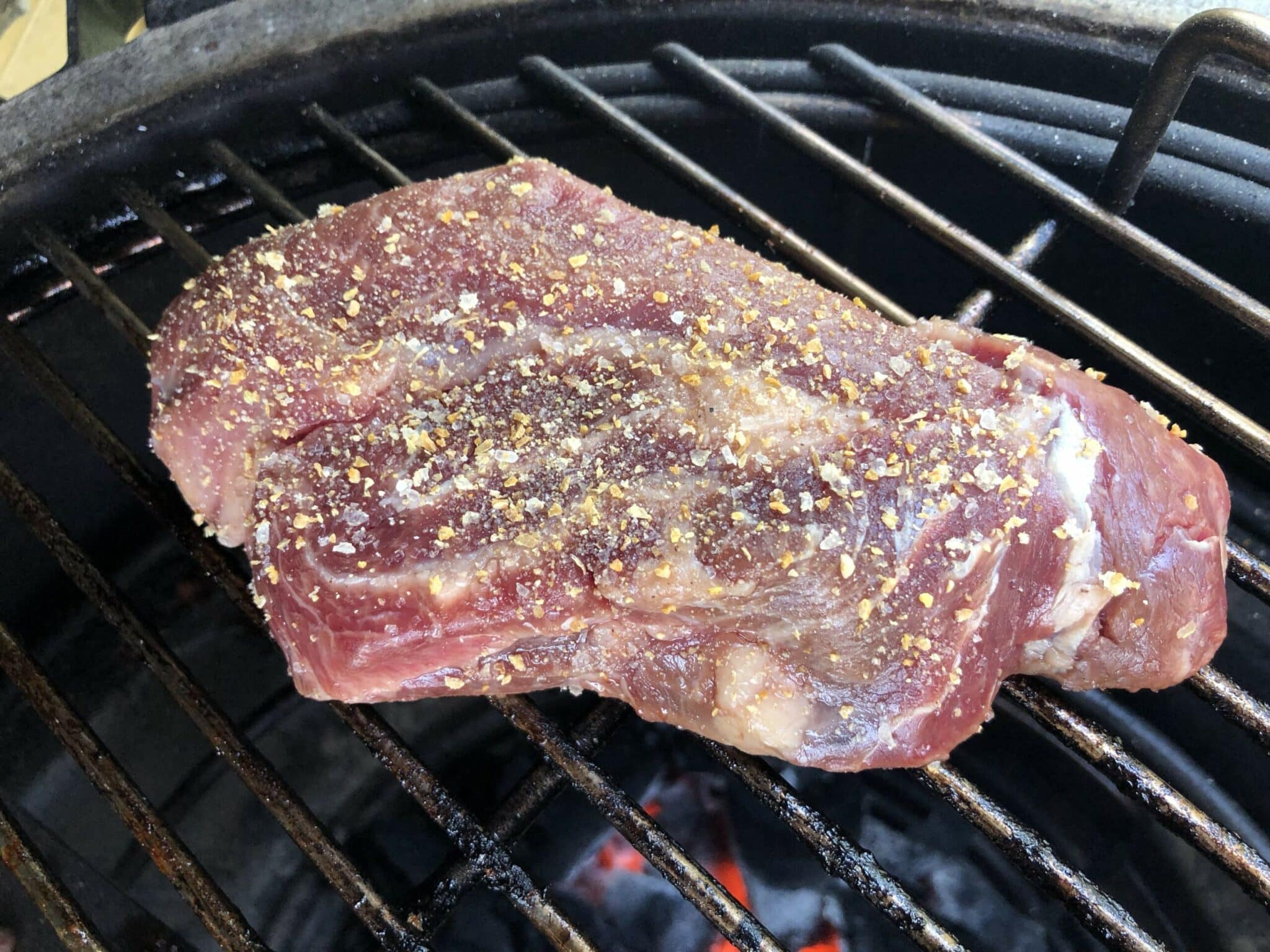 Steak op bbq 1 scaled - Eye Log Steak met Godenboter