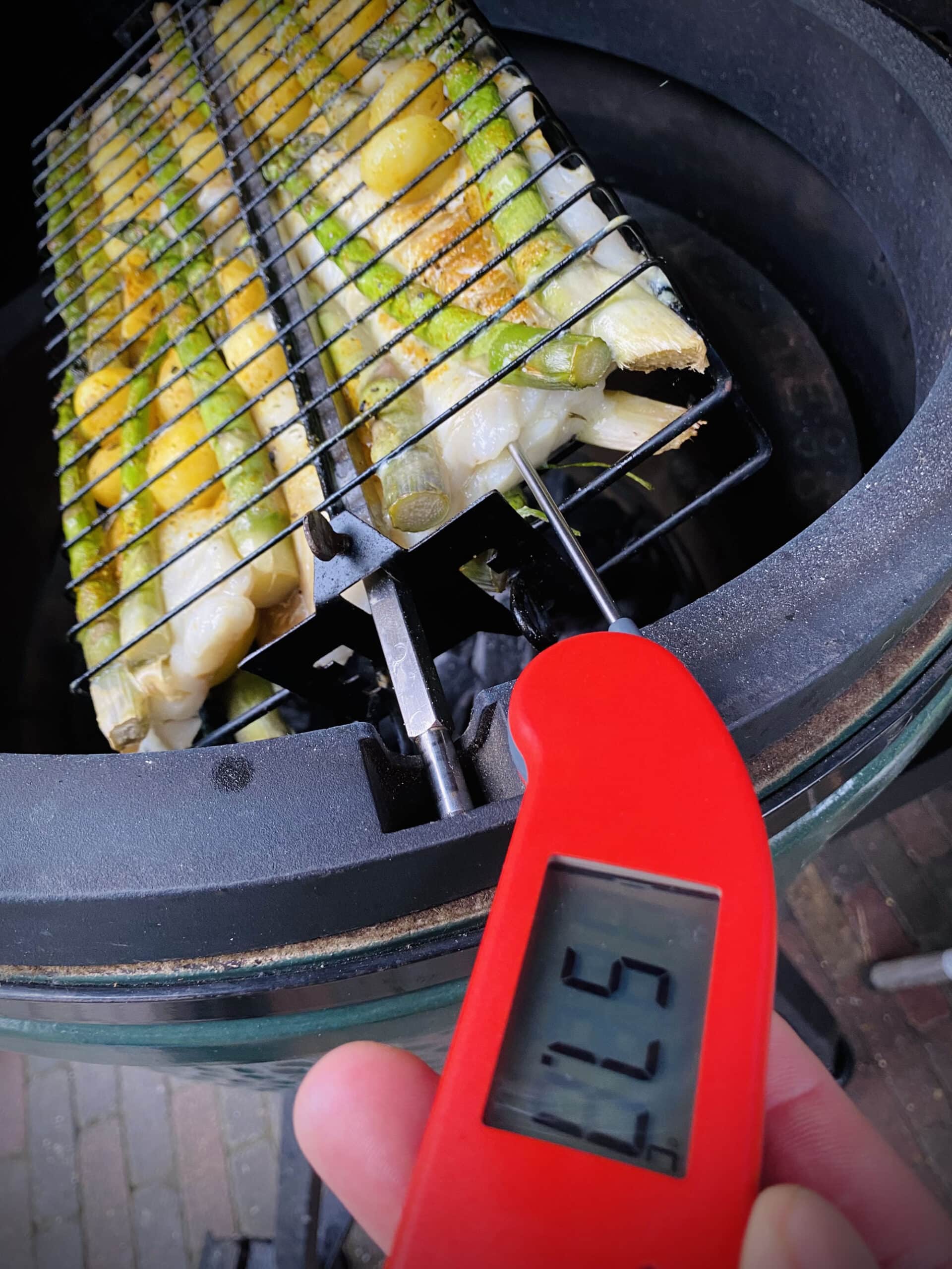 Kabeljauw met groenten bbq recept 12 scaled - Kabeljauw met groenten uit de flat rack rotisserie