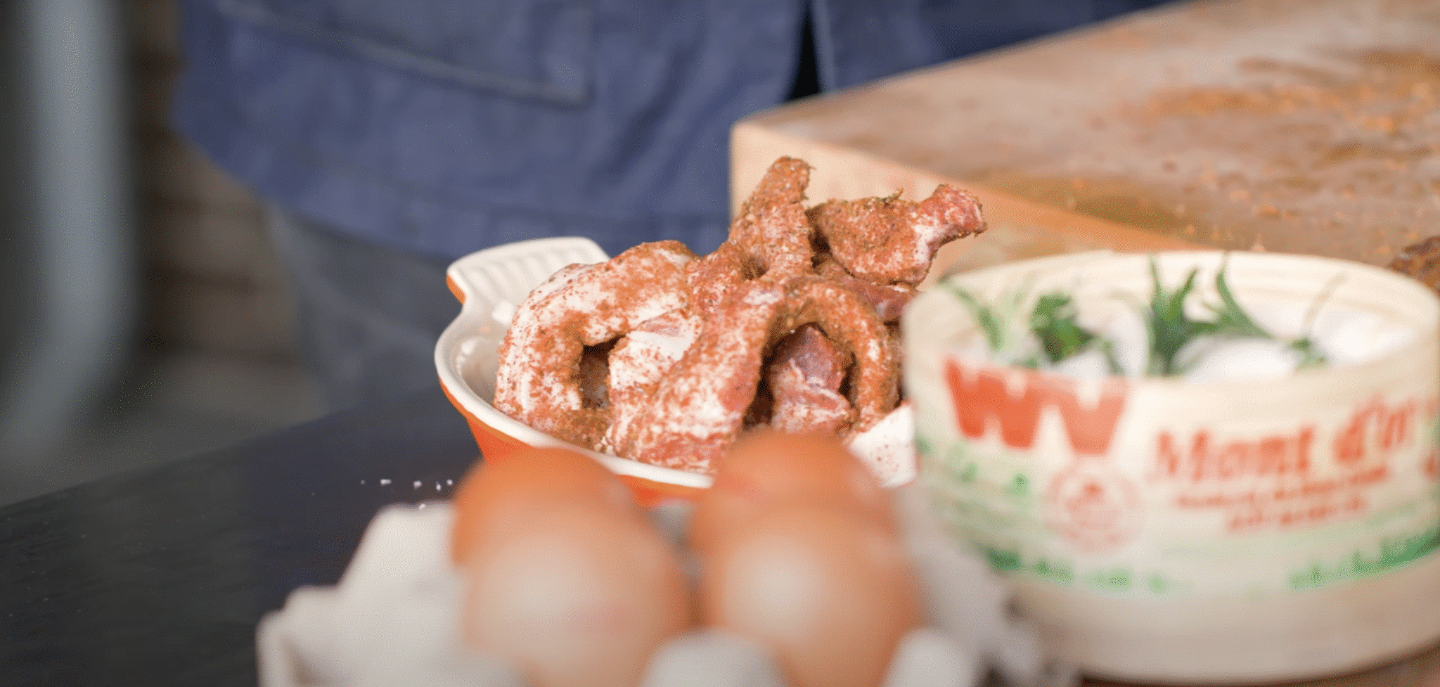 Scherm­afbeelding 2022 12 28 om 13.58.01 - Borrelplank met ribfingers & chicken wings