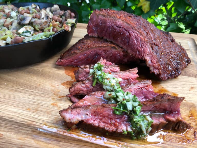 Eindresultaat bavette - Bavette met kapucijners uit de skillet