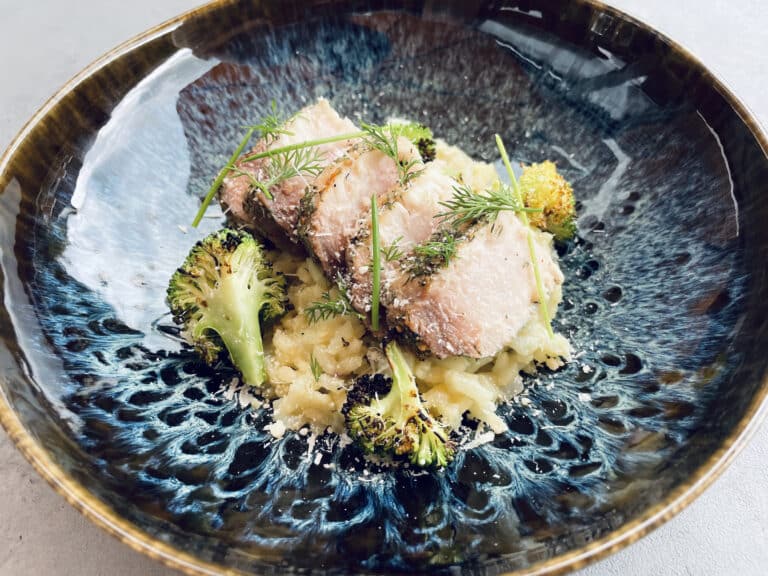 Eindresultaat zwaardvis - Gegrilde zwaardvis met risotto uit de skillet