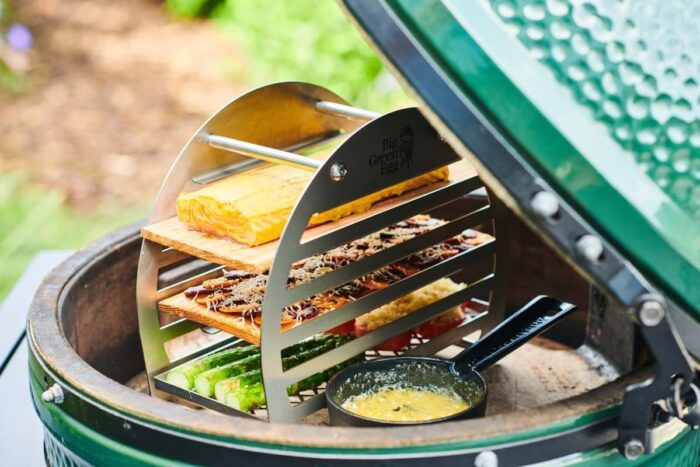 smoking-tower-big-green-egg