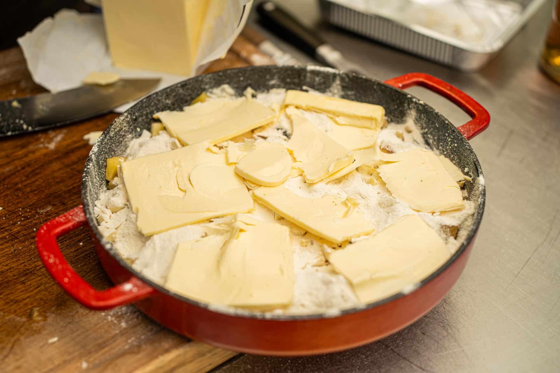 Kamado Joe BBQ feestje lowres 21 - Pineapple crumble