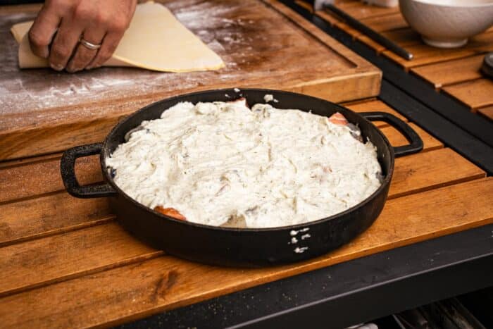 kerstrecepten2025 fishpie saus - Fishpie van de BBQ
