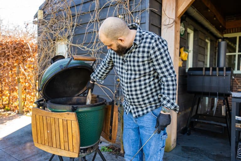 kamadoschoonmakenengietijzerbehandelenlowres 1 - BBQ schoonmaken in 5 stappen